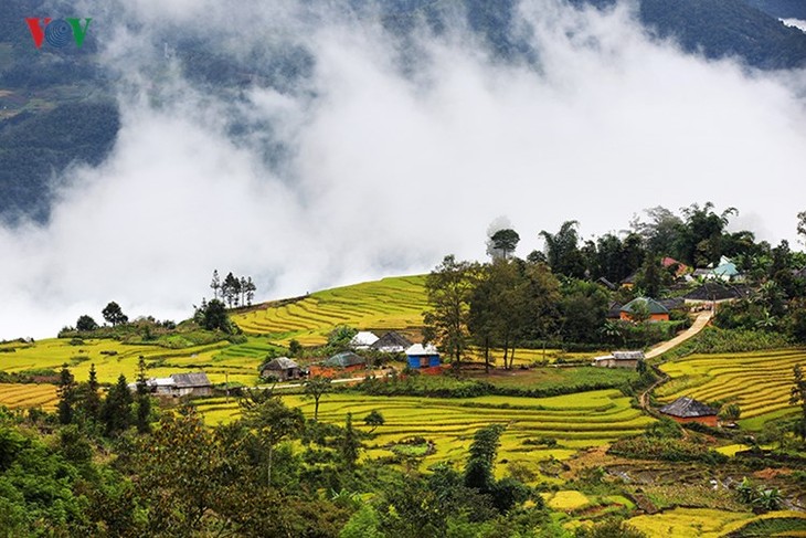 Colloque sur l’Année nationale du tourisme 2017 au Nord-Ouest/Lao Cai - ảnh 1